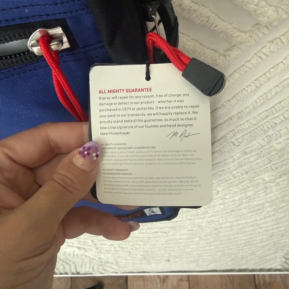 OSPREY Men’s Royal Blue Messenger Sling with Red Accents